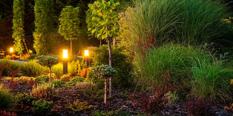 ДЕКОРАТИВНОЕ ОСВЕЩЕНИЕ УЧАСТКА