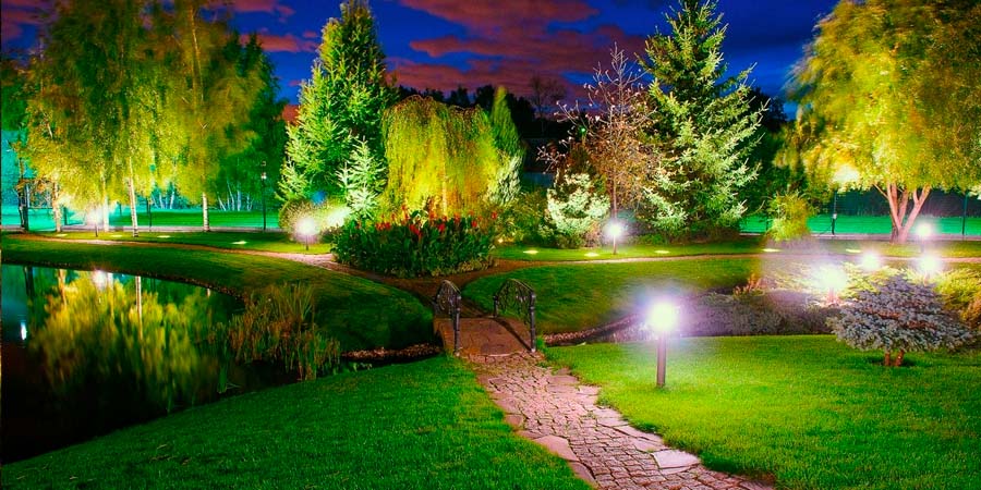 ФУНКЦИОНАЛЬНОЕ ОСВЕЩЕНИЕ УЧАСТКА